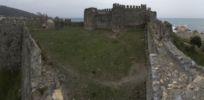 Anamur Castle March 2013 8660 Panorama 2.jpg