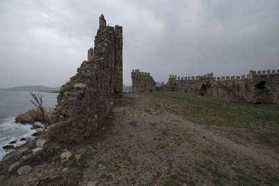 Anamur Castle March 2013 8668.jpg