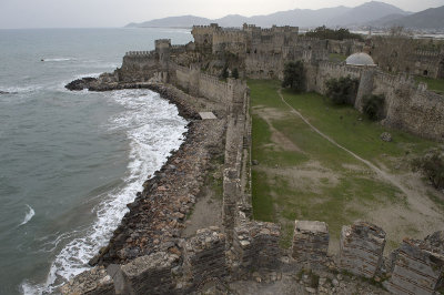 Anamur Castle March 2013 8718.jpg