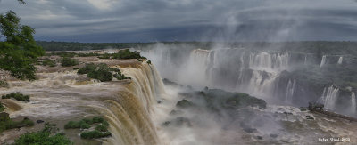 Iquazu falls pano.jpg