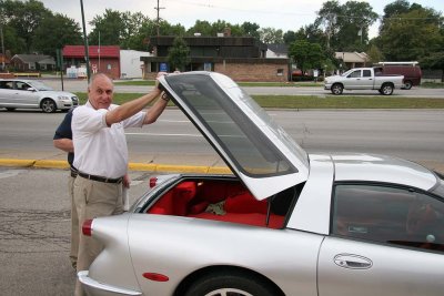 Steve Pasteiner demonstrates functional hatch