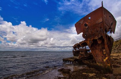 HMQS Gayundah Ship Wreck - Woody Point