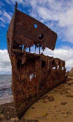 HMQS Gayundah Ship Wreck - Woody Point
