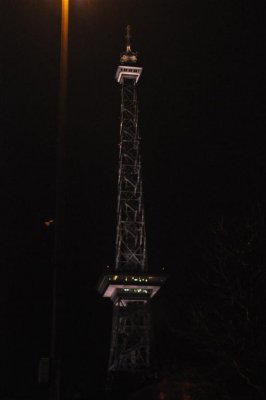 Berliner Funkturm at night