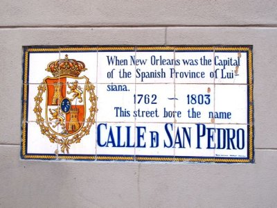 Calle D San Pedro → Rue Pierre → St. Peter Street