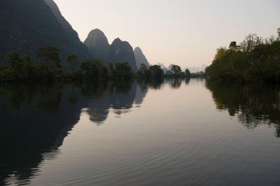 Li River bamboo raft cruise