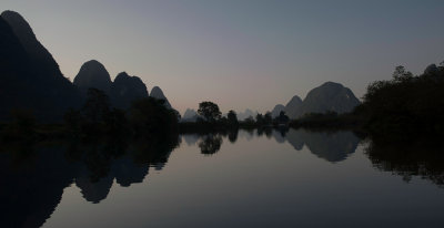 Li River bamboo raft cruise