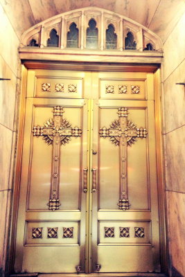 Golden doors, Chicago