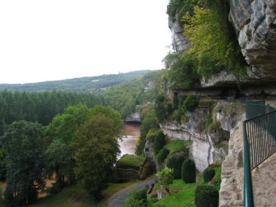 caves at Roque St. Christophe