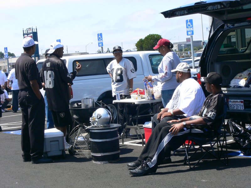 49ers at Raiders