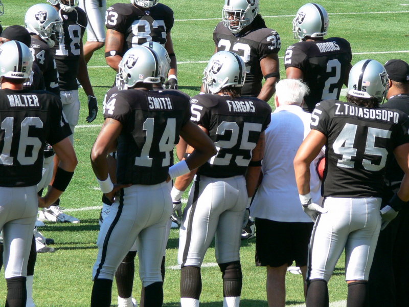 49ers at Raiders