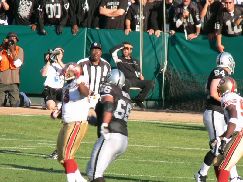 49ers at Raiders