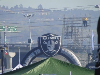 TB12-001.jpg