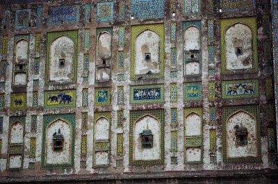 In the heart of old Lahore is a fort