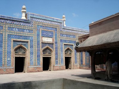 Exterior of the mosque by the shrines