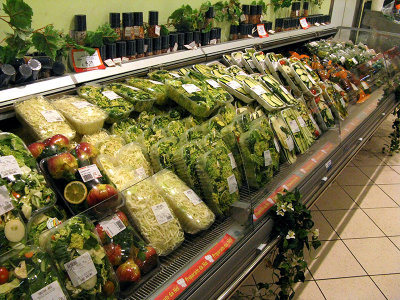 Packaged prepared vegetables .. 7141