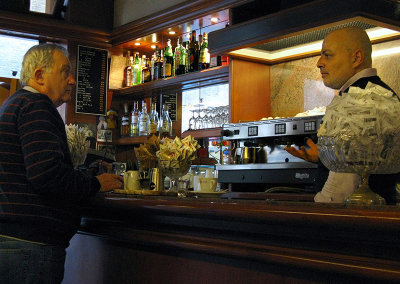 At the bar of the Riviera .. 4934