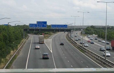 crossing another motorway - m4 this one