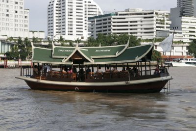 Peninsula shuttle boat