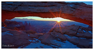 Mesa Arch  Sunrise  - Canyon Lands National Park