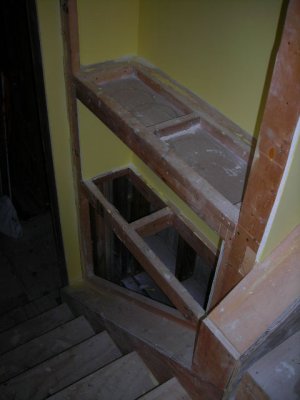 090406-N-0465 shelf area in stairway.JPG