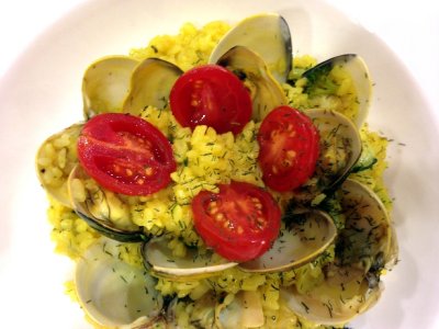 Clam Risotto with Turmeric and Dill Spice