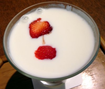 Strawberry Agar Yogurt