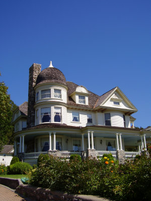Mackinac Island House 3