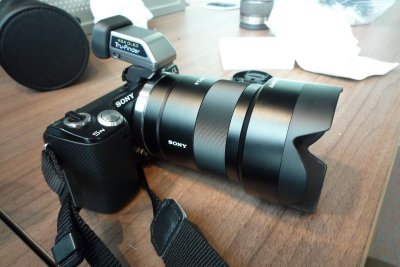 Sony NEX-5N, viewfinder & Zeiss 24mm lens