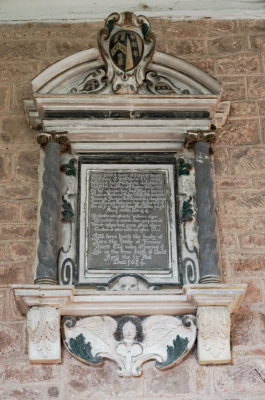 memorial to Francis & Sara Unett