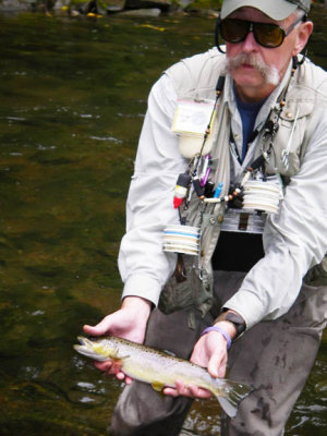Guide Bunky shows a wild brownie 1062.jpg