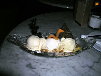 Cafe Batavia - Black Emanuelle =D