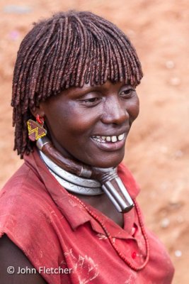 Hamar Woman at the Market Bar