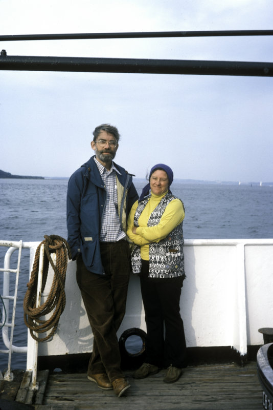 MomDadDKFerry1974.jpg