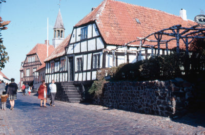 DK69-70-77.jpg