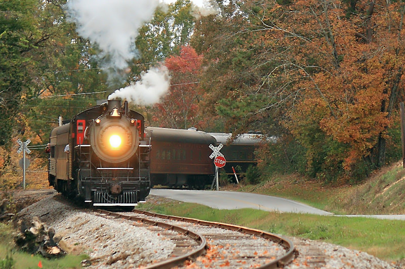 Southbound pounding up the mountain at Rock Springs 
