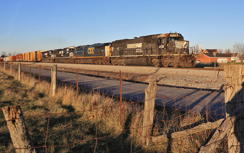 A ratty looking SD70 brings NS 111 South at Moreland 