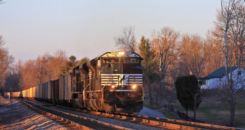 A pair of new EMDs lead train 890 South in the last light of the day 