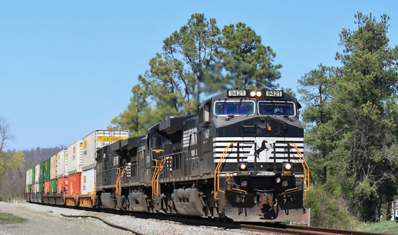 Train 215 is about halfway up Moreland Hill, seen here passing through Milidgeville 