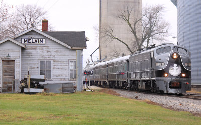 The CN-IC 2012 Santa Train arrives in downtown Melvin 