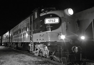 End of the run...1752 stands in the yard at Mapleton after a days work hauling Santa in the Heartland 