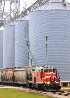Bloomer line 7504 working a grain elevator at Sibley