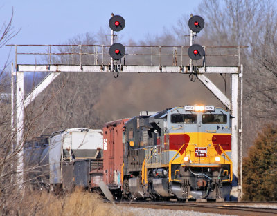 DL&W 1074 leads NS 117 under the signals at Palm 