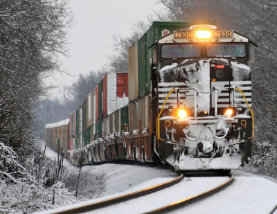 NS 285 emerges from the snow at West Talmage 