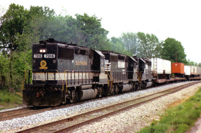 A Southern GP50 (turned the right way) leads NS train 224 West at Waddy KY in May of 1989 