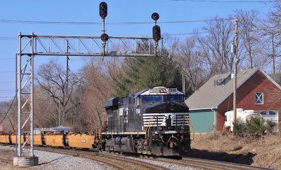 The Duncan Hill pusher shoves hard on the bottom of train 112 as they head West at New Albany 
