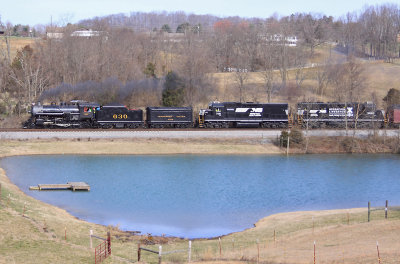 Southern 630 rolls West at Sand Valley Tn