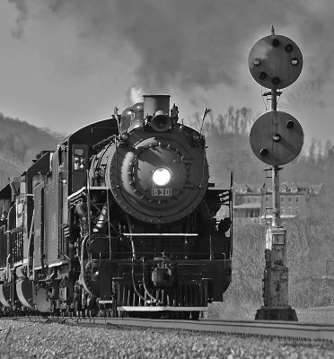 630 passes the CPL's at Marion VA, with the Southwestern Virginia Mental Health Institute looming in the background