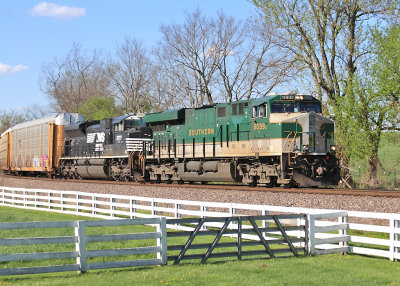 Southern 8099 leads NS 23G at Vanarsdale Ky 