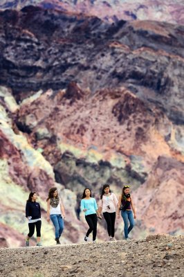 D4B_2169DeathValleyArtistDrive1.jpg